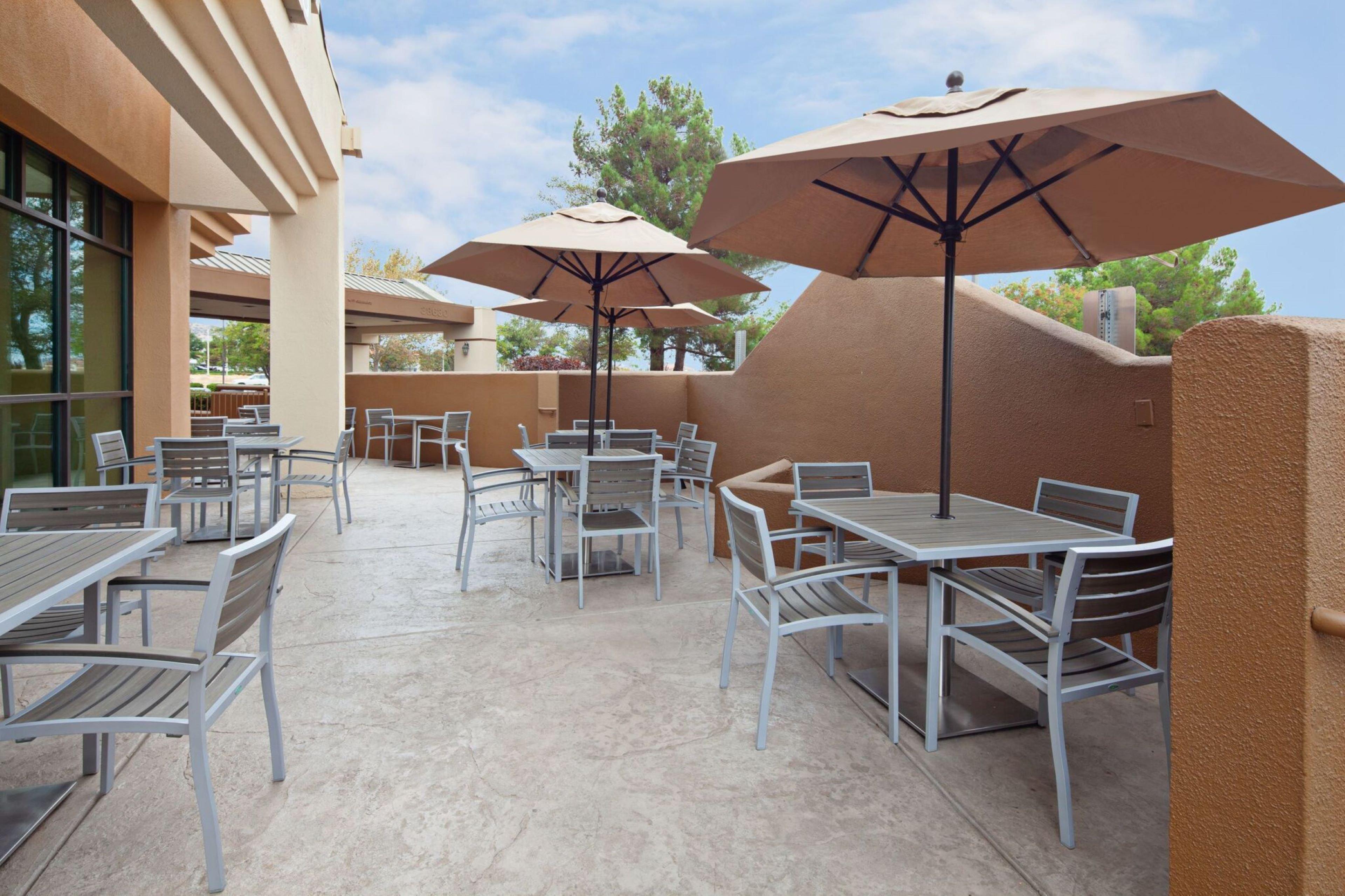 Holiday Inn Palmdale-Lancaster By Ihg Exterior photo
