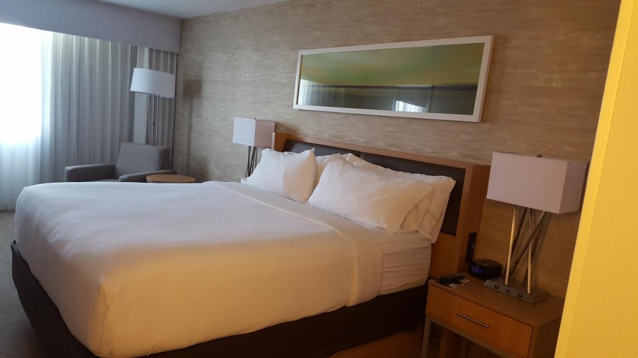 Holiday Inn Palmdale-Lancaster By Ihg Exterior photo