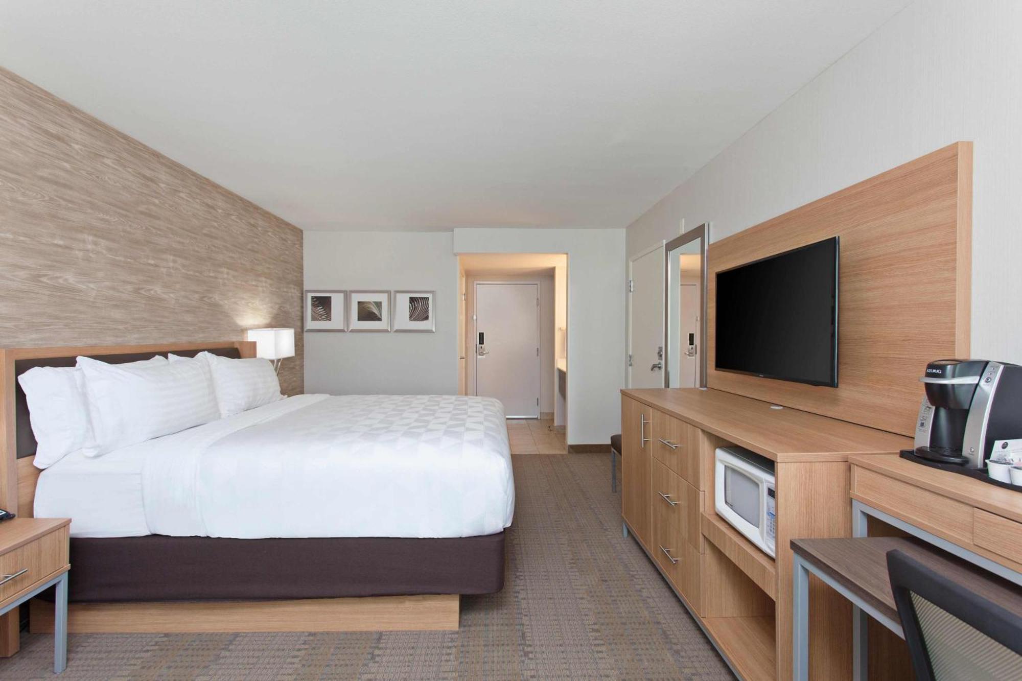 Holiday Inn Palmdale-Lancaster By Ihg Exterior photo