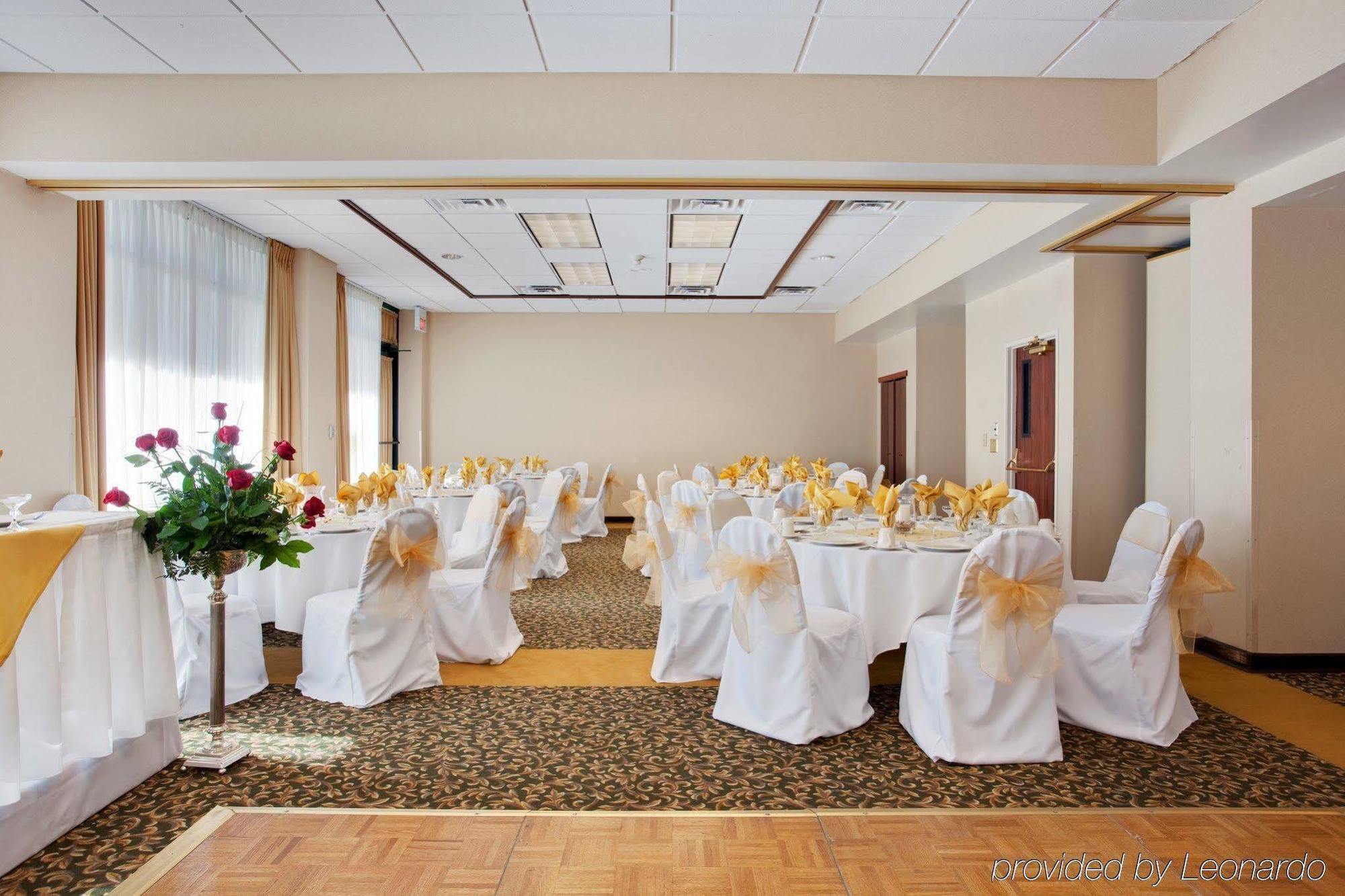 Holiday Inn Palmdale-Lancaster By Ihg Exterior photo