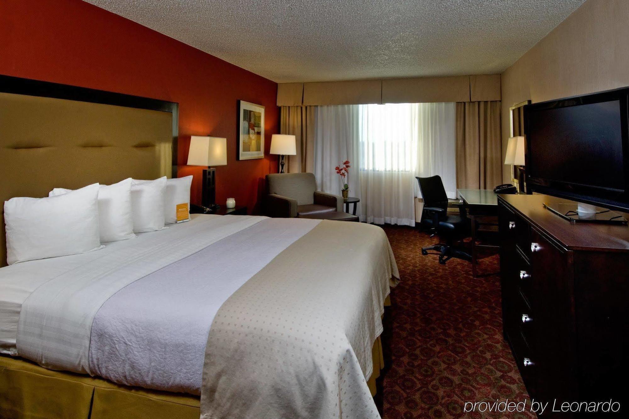 Holiday Inn Palmdale-Lancaster By Ihg Exterior photo